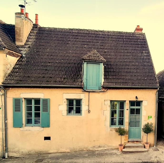 Gite L'Annexe Du Prieure Besson المظهر الخارجي الصورة